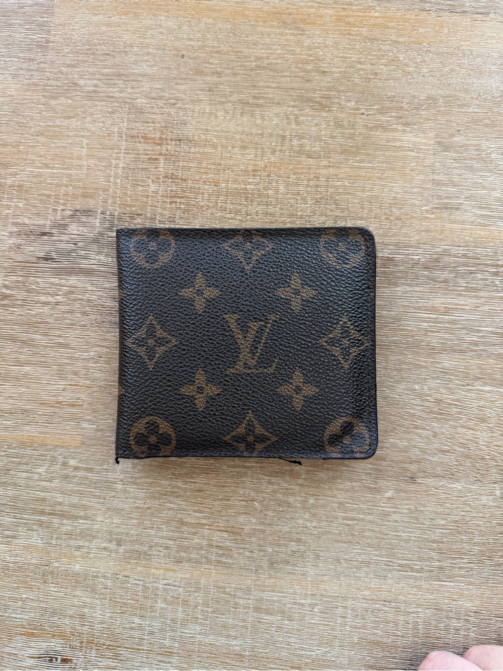 Louis Vuitton Men’s Monogram Canvas Bifold Wallet